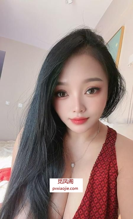 体验轮流上阵大胸妹