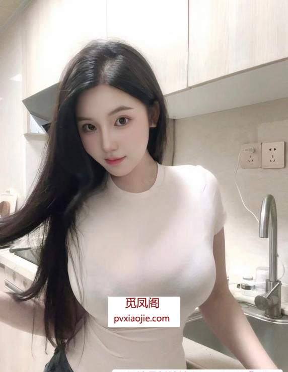 美乳翘臀娜娜