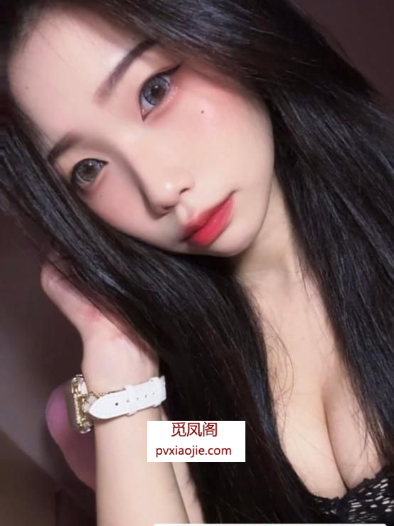 身材曼妙的原装美少女